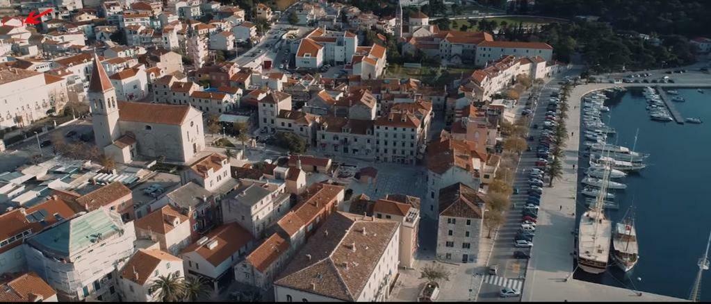Apartment for 6 in Makarska centar Exteriör bild