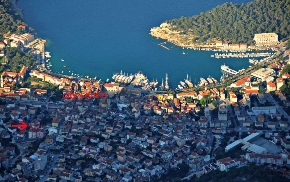 Apartment for 6 in Makarska centar Exteriör bild